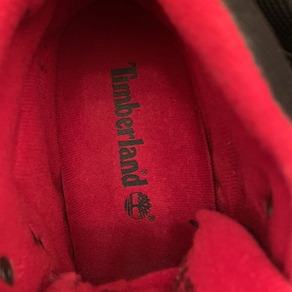 Rare! Retro Timberlands, size 9. Sneaker sole. Worn once. Excellent condition - Picture 2 of 4